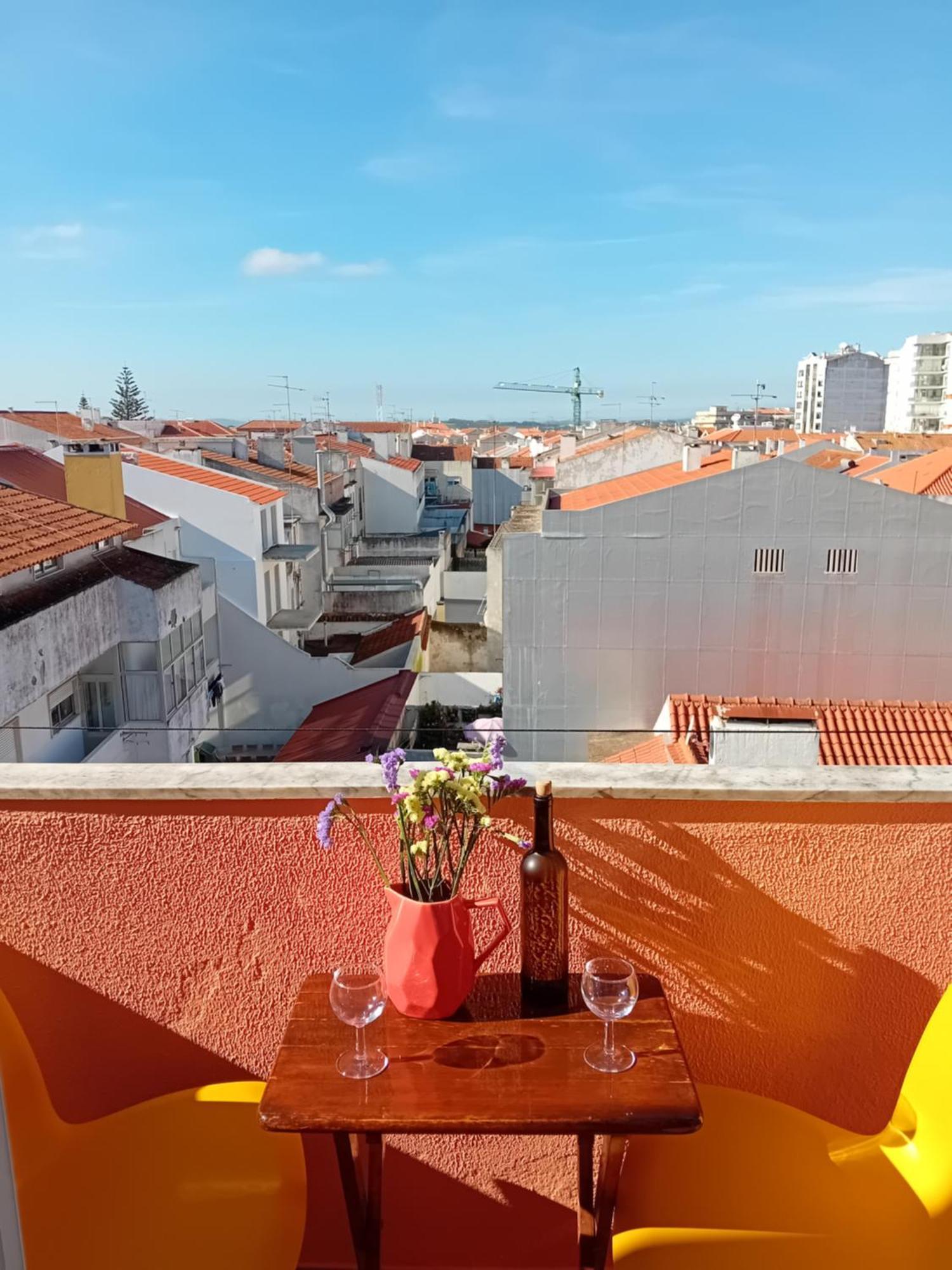 Penthouse Apartment, City Center Caldas Da Rainha Exterior photo